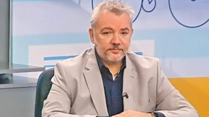 13 F1 (XANTZHSALATAS)