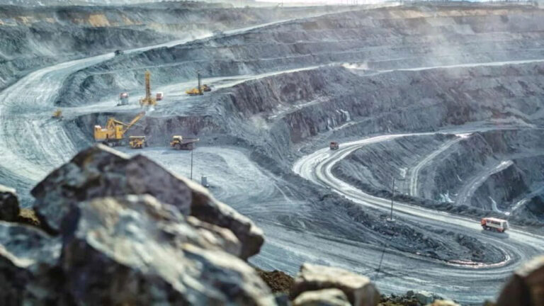 ΛΙΘΙΟ: Ο «λευκός χρυσός» που απειλεί με κρίση την παγκόσμια οικονομία