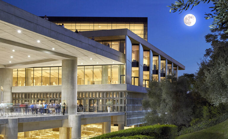 Πανσέληνος με αργεντίνικο τανγκό στο Μουσείο Ακρόπολης