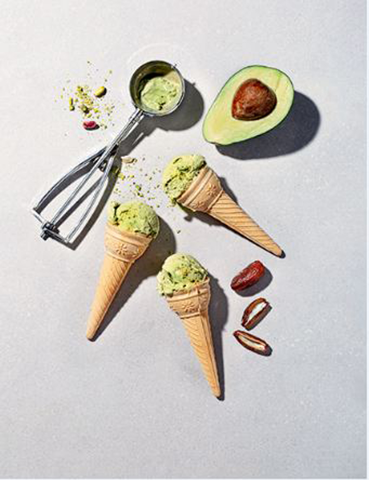 Vegan παγωτό φιστίκι με αβοκάντο και χουρμάδες ΧΩΡΙΣ ΓΛΟΥΤΕΝΗ – ΧΩΡΙΣ ΛΑΚΤΟΖΗ